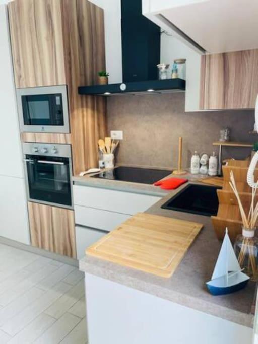 Zaffiro Casa Vacanze Al Mare Valledoria  Ngoại thất bức ảnh